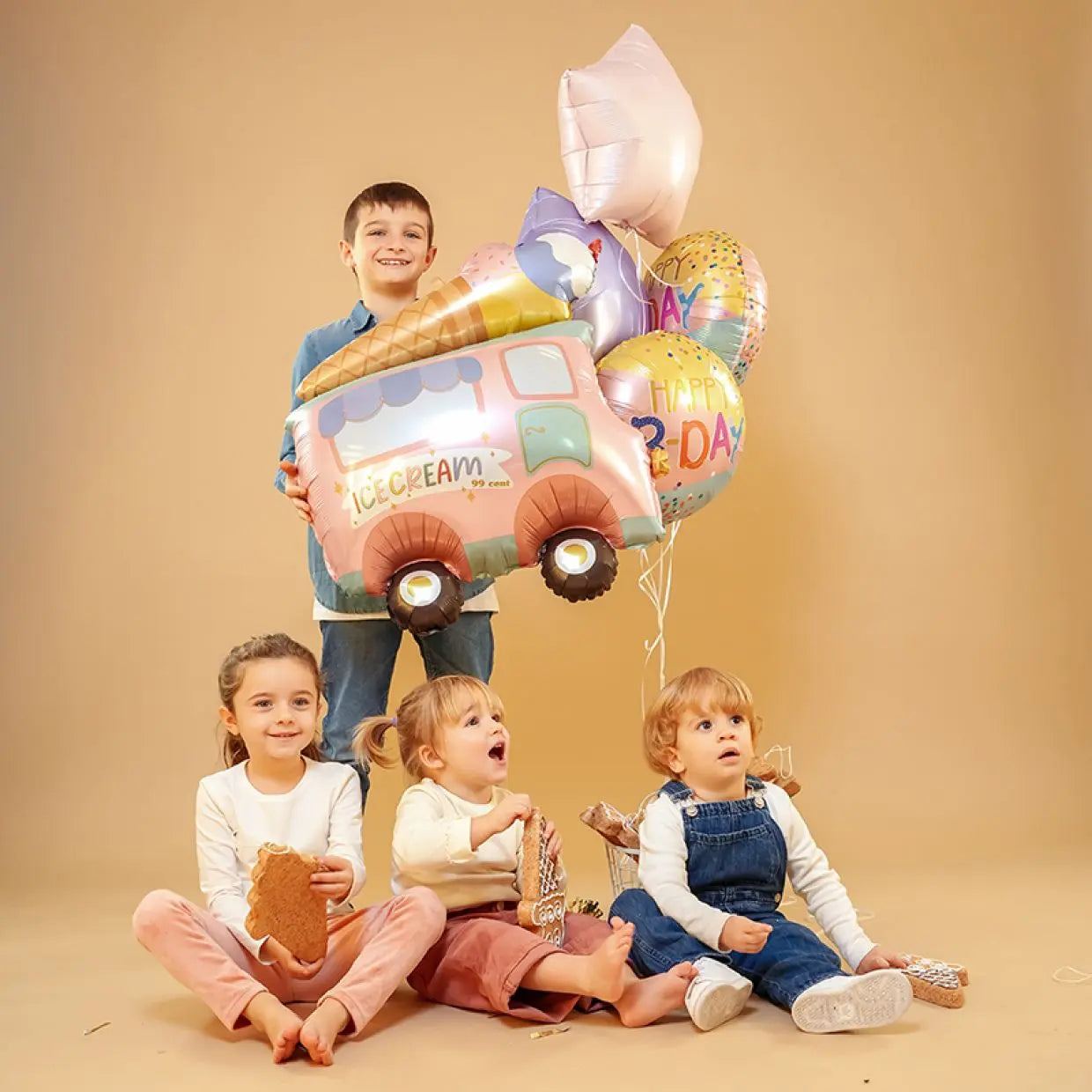 Ice Cream Truck Foil Balloon 64cm Grabo